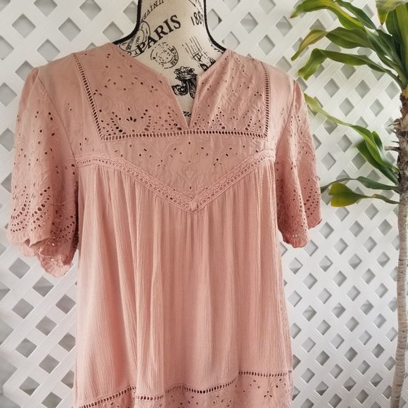 Knox Rose L Peachtree Eyelet Top NWT #7358 - Picture 4 of 11